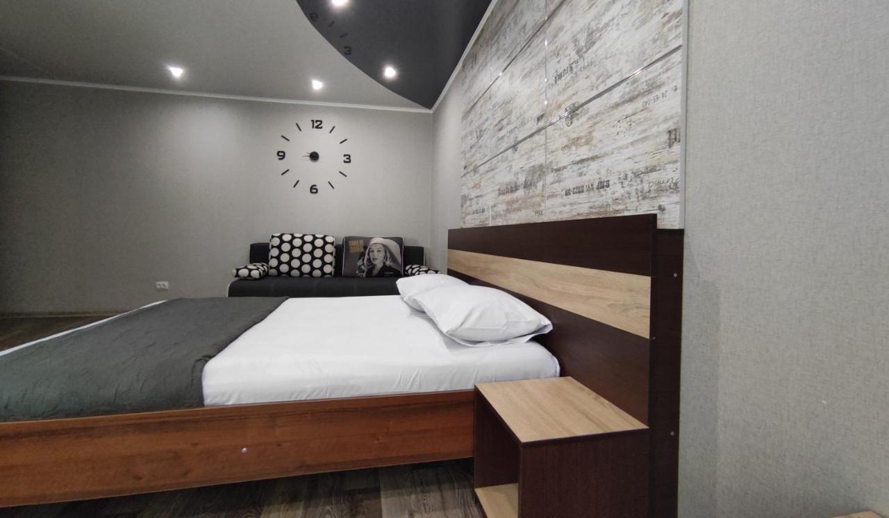 Люкс В Центре Металлургов 31 Kr Apartments Krywyj Rih Exterior foto